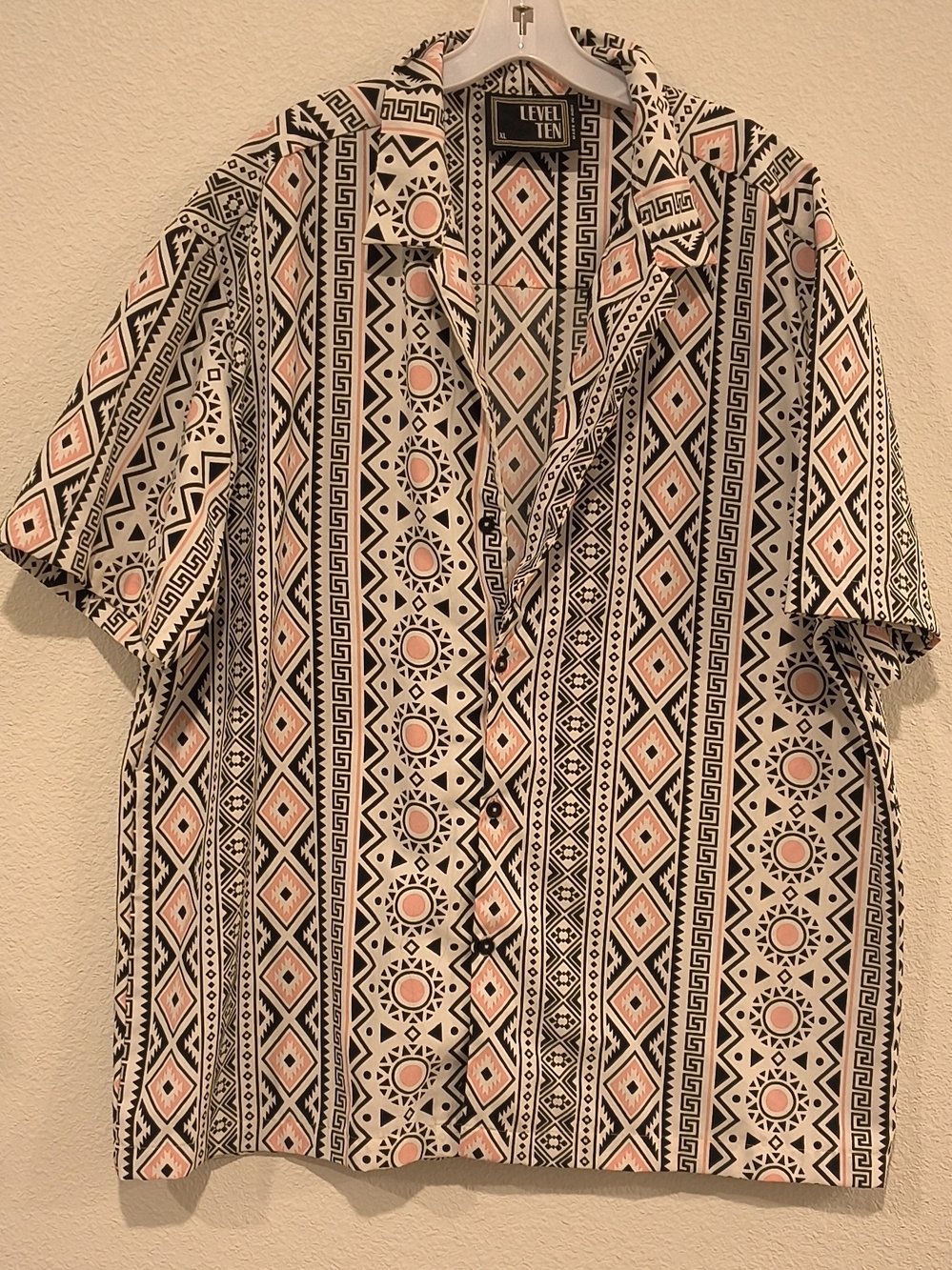 Level Ten Short Sleeve Button-Down Shirt in Cream and Pink Geometric